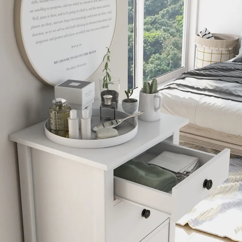 Wal Farmhouse Round Knobs 5-Drawer Storage Chest by Furniture of America